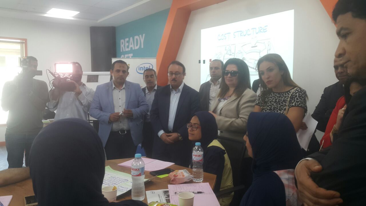وزير الاتصالات: توفير 4 آلاف فرصة عمل بالمنطقة التكنولوجية ببرج العرب