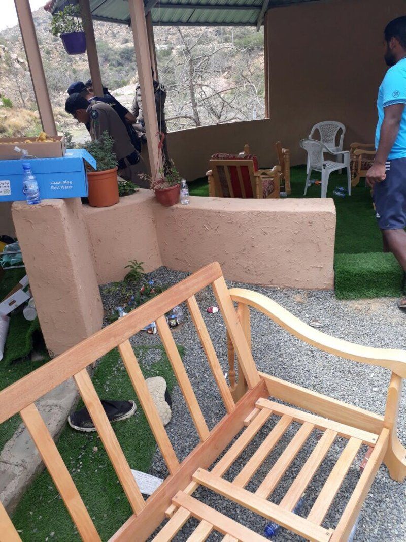 بالصور.. الغواصات والمعدات تستنفر للبحث عن الطفل "عبد المحسن" بالطائف