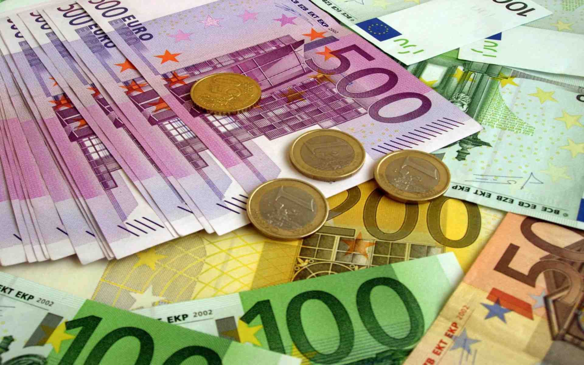 سعر اليورو اليوم الجمعة 4-8-2017 واستقرار العملة الأوروبية