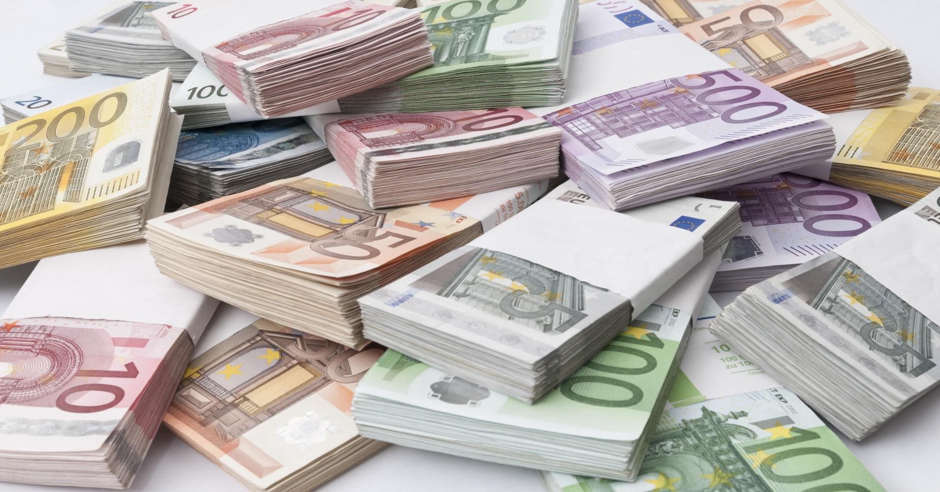 سعر اليورو اليوم الجمعة 4-8-2017 واستقرار العملة الأوروبية