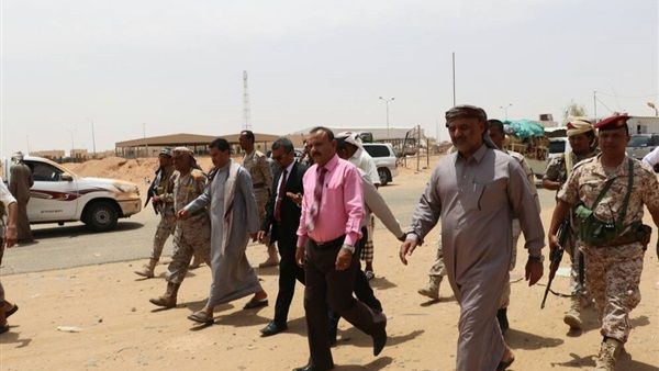 السلطة المحلية بالوادي تدشن عملية تفويح الحجاج اليمنين من منفذ الوديعة