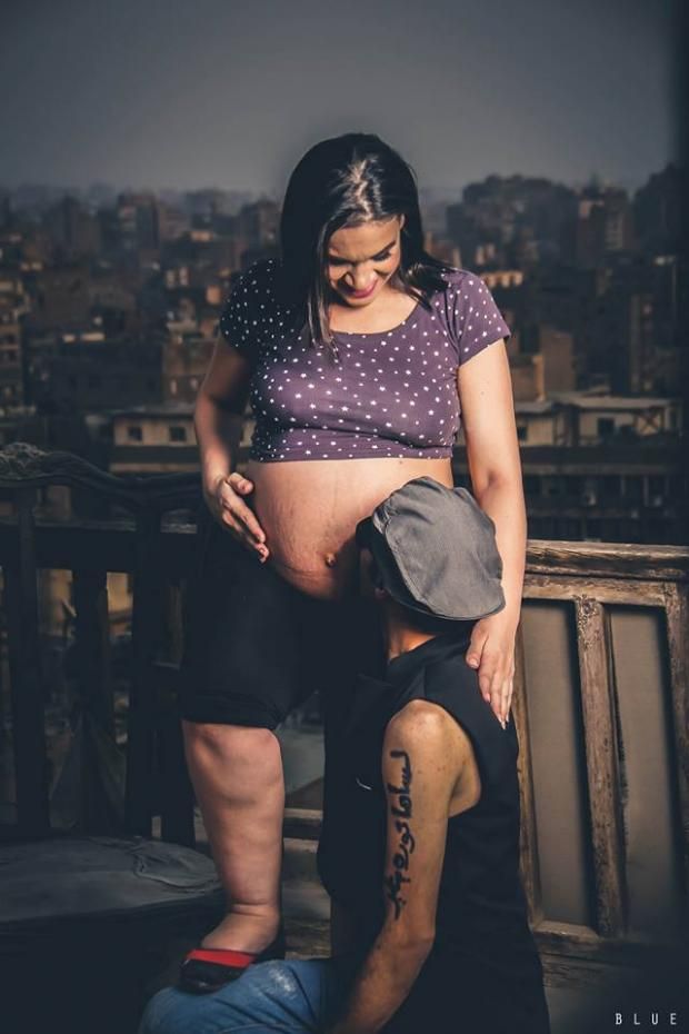بالصور| الهجوم على مصرية حامل أظهرت بطنها في "فوتوسيشن".. والزوج: مرضى نفسيين