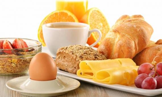 أطعمة يجب تجنبها في وجبة «الإفطار»