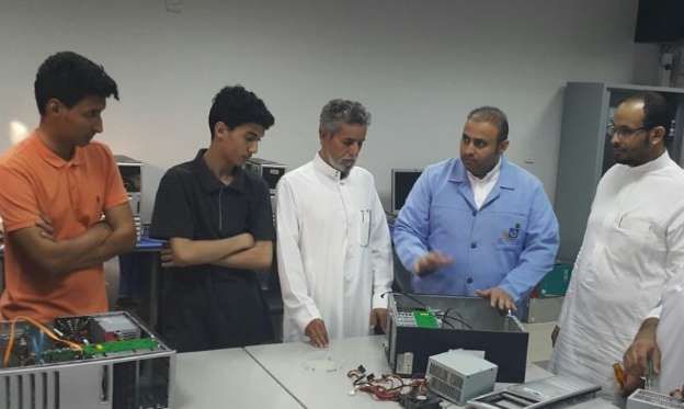 خلال مرحلتين.. مهارات متنوعة يكتسبها 7432 متدرباً ومتدربة في "أُتقن"