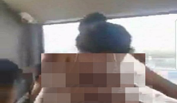 فيديو صادم في المغرب .. اغتصاب جماعي لفتاة في حافلة