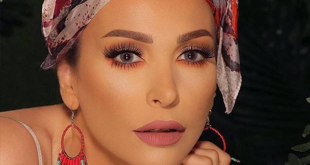 أمل حجازي تحجبت وأعلنت إعتزالها الغناء