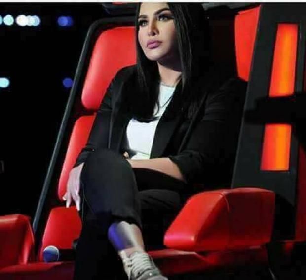 بالصور| نشطاء ينتقدون إطلالة أحلام في The Voice: "بقت شبه إليسا"