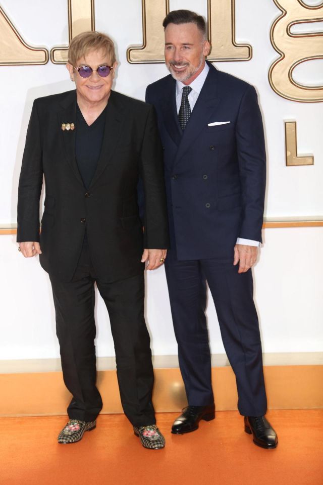 هالي بيري وجينا ديوان تخطفان الأنظار في عرض The Kingsman