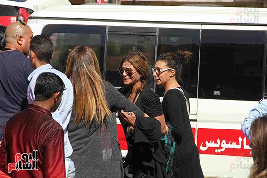 بدء صلاة الجنازة على الممثلة داليا التونى بمسجد الحصرى