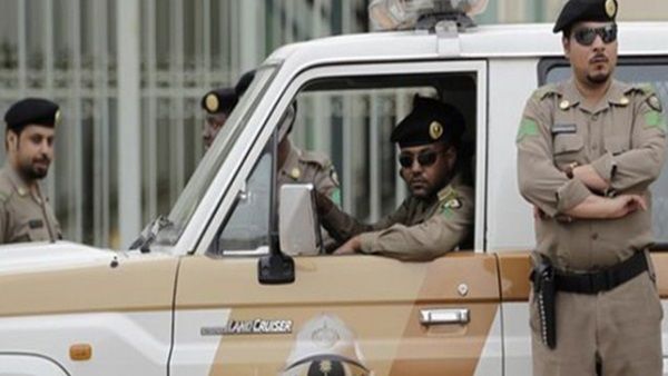 شرطة الرياض تلقي القبض علي خاطف عامل محطة الوقود (فيديو)