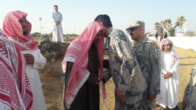 بالصور.. أهالي عمق في البرك يُشيعون شهيد الواجب الجندي الهلالي