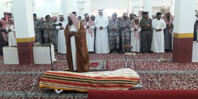 بالصور.. أهالي عمق في البرك يُشيعون شهيد الواجب الجندي الهلالي