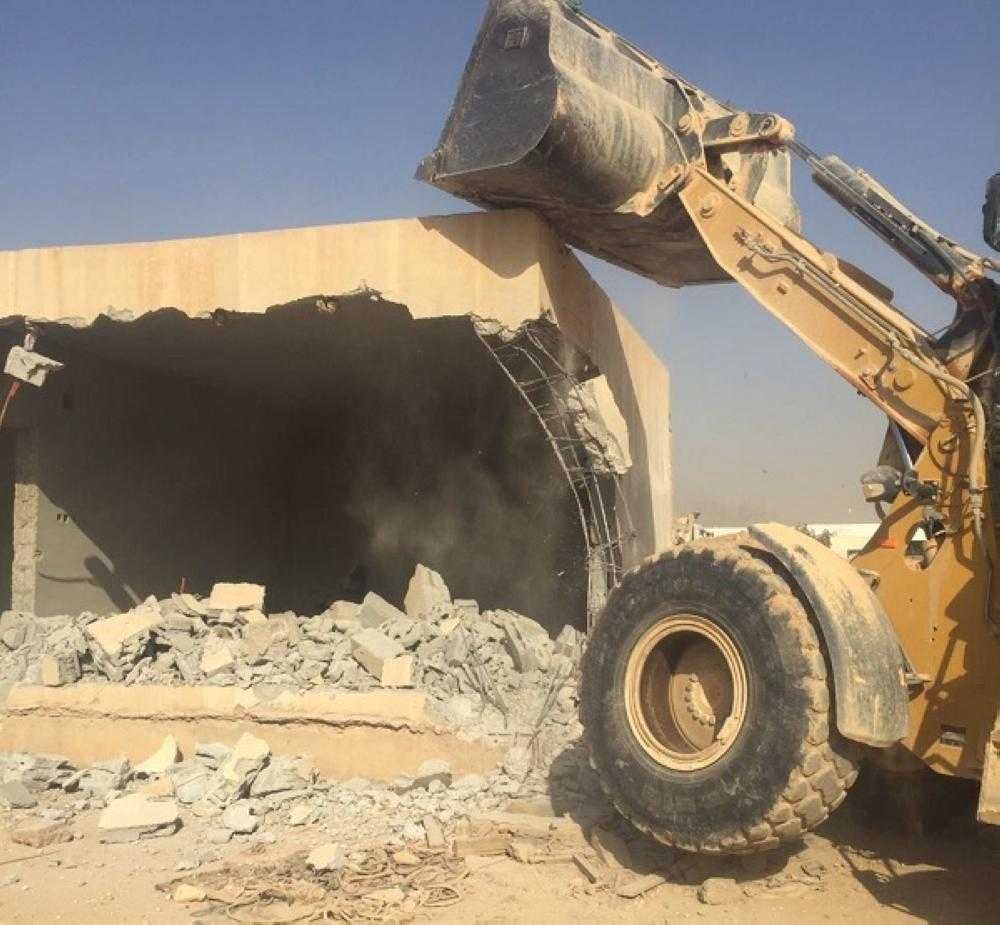 بلدية الروضة: إزالة تعدي استراحتين على حرم وادي السلي