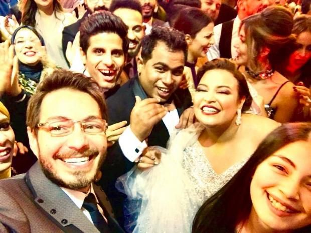 بالصور| أحمد زاهر يهنئ "ويزو" بزفافها: "كانت ليلة زي العسل"