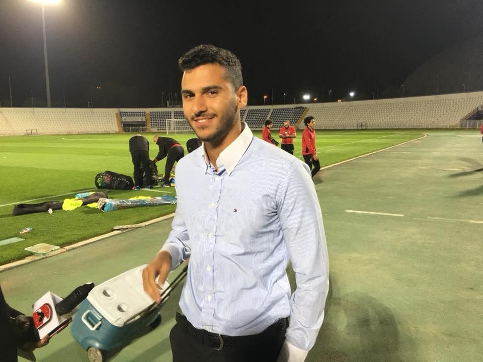 صور.. نجل حسام البدرى يحضر تدريبات الأهلى فى الإمارات