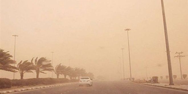 الإنذار المبكر يحدد موعد انتهاء موجة الغبار وتحسن طقس الرياض