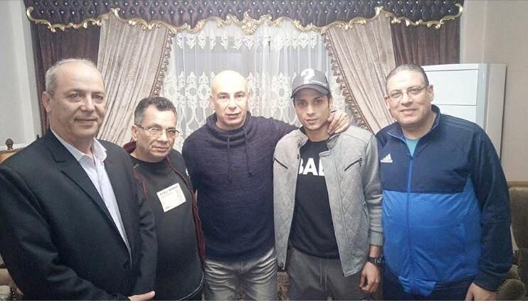 صور .. حسام حسن يصالح كابتن المصري