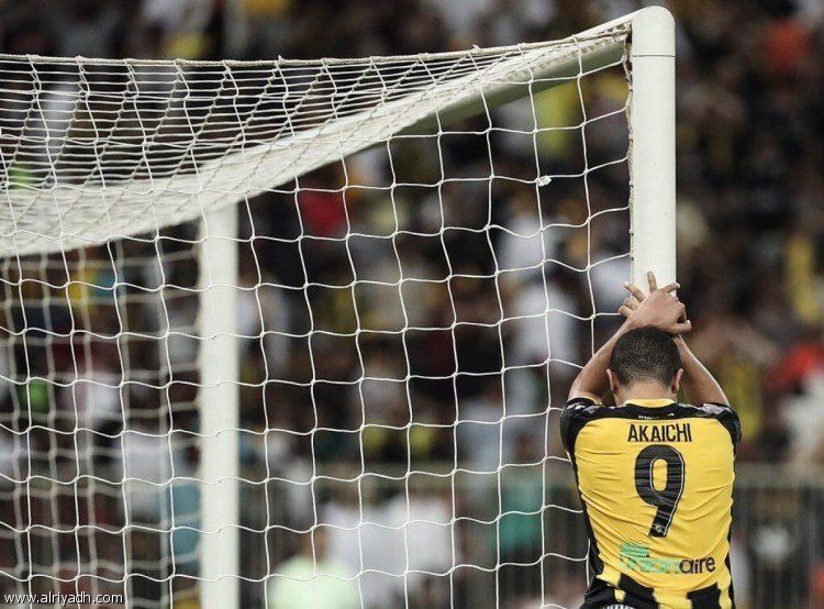 بعد استياء جمهور الاتحاد من اللاعب.. آل الشيخ: العكايشي ليه مايوحشنا؟