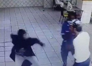بالفيديو| شاب واقعة "فتاة النينجا" السعودية ينفي تحرشه بها: "طلبت مني المال"