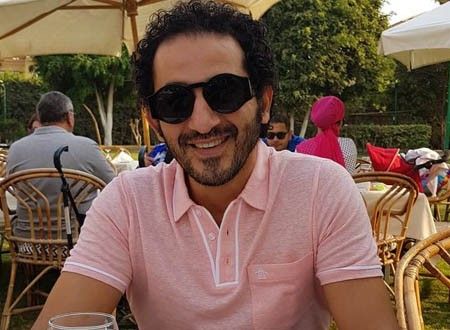 اعترافاً بفضله عليه.. أحمد حلمي يلقب حسن حسني بهذا اللقب