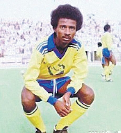 هاشم سرور: لاعبو النصر انتهت صلاحيتهم!!