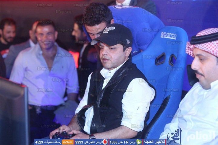 بالصور .. آل الشيخ يتعادل مع هنيدي في افتتاح بطولة الألعاب الإلكترونية في مصر