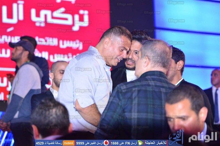 بالصور .. آل الشيخ يتعادل مع هنيدي في افتتاح بطولة الألعاب الإلكترونية في مصر