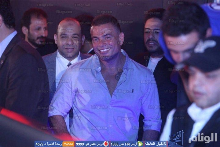 بالصور .. آل الشيخ يتعادل مع هنيدي في افتتاح بطولة الألعاب الإلكترونية في مصر
