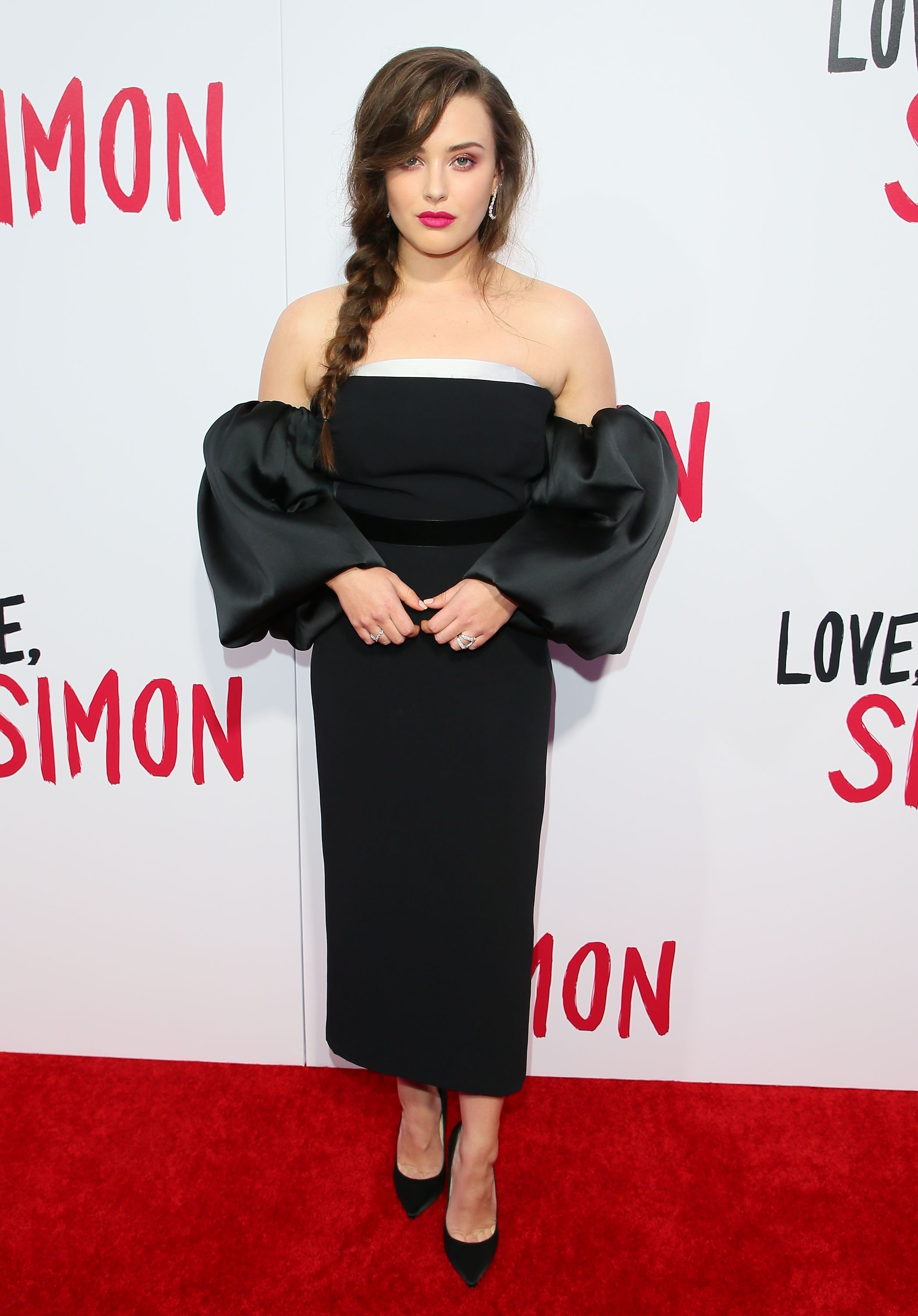 صور.. نيك روبنسون وكاثرين لانجفورد بكاليفورنيا لحضور العرض الخاص لـ"Love, Simon"