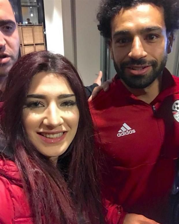 "مصرية" تعرض الزواج على محمد صلاح: "تتجوزني يا صلاح ونلعب كرة"