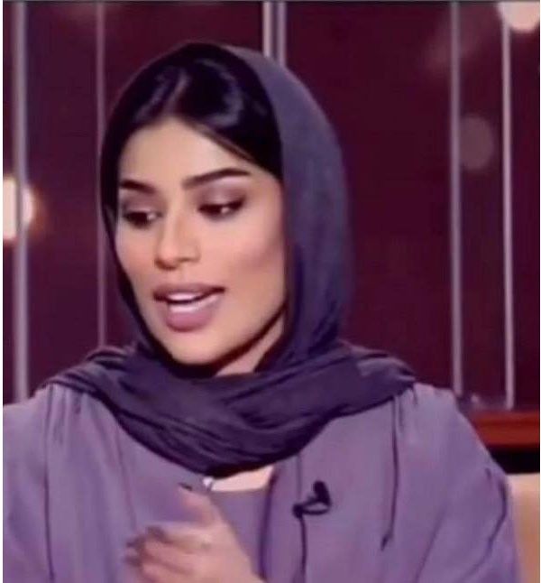 الفتاة السعودية شبيهة نادين نسيب نجيم تثير الجدل.. صور