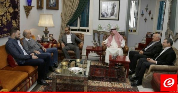 جنبلاط عرض مع الشامسي وبخاري الاوضاع في لبنان والمنطقة