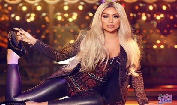 صورة الفنانة مايا دياب بالمايوه تثير الجدل بين متابعيها‎