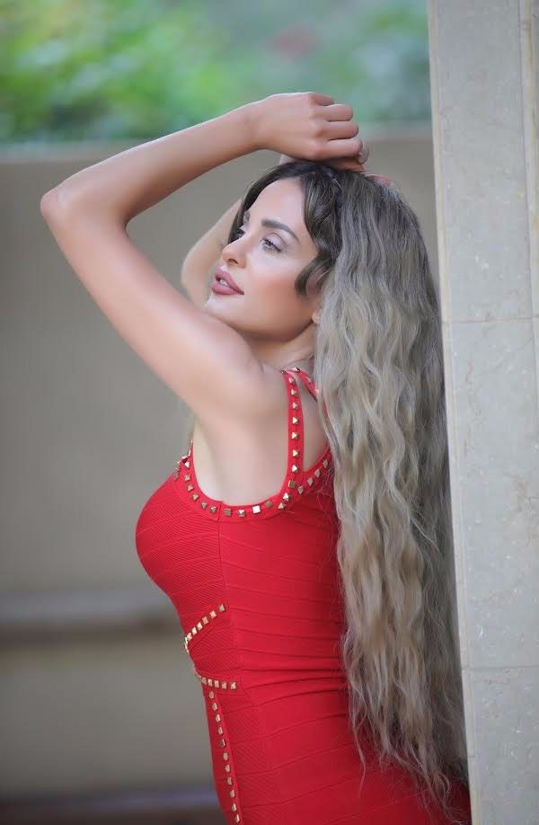 دومينيك حورانى تنتهي من تصوير مشاهد لبنان في «عمر خريستو»