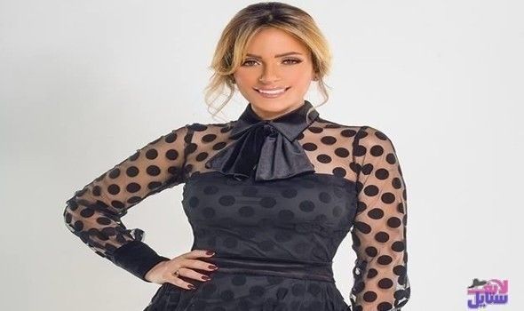 ريم البارودي تتصدر "تويتر" بعد توجيه رسالة إلي الفنانة سمية الخشاب
