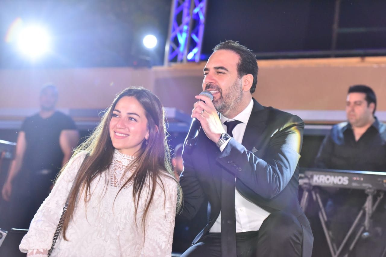 وائل جسار يتألق بحفل كامل العدد في الأردن – بالصور