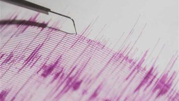 زلزال بقوة 4.4 يضرب مدينة قطور شمال غربي إيران