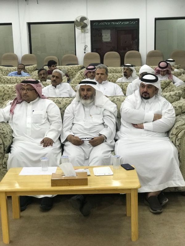 أكاديمي : عزوف القراء واليوتيوب أثرا بالترجمة.. والمترجمون مع من يدفع