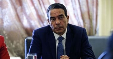 أيمن أبو العلا يكشف عن مسودة قانون يمنع صرف الأدوية بدون روشتة طبية