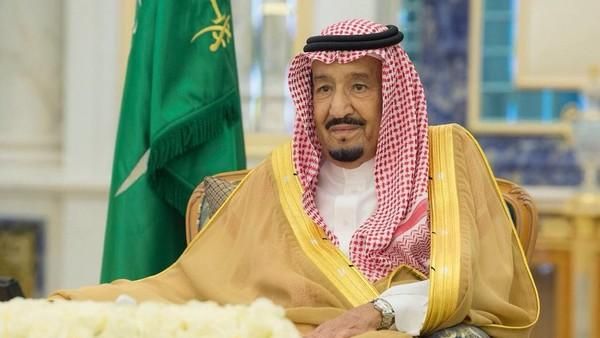 السعودية | خادم الحرمين الشريفين يوجه بتقديم إجازة عيد الأضحى
