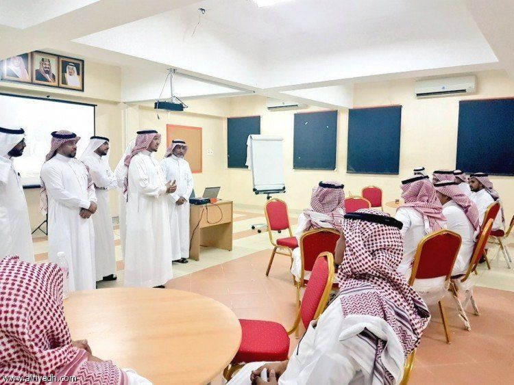 3498 معلماً استفادوا من برامج التدريب الصيفي بجازان