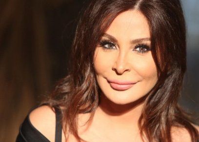 بالصور| بـ"إطلالة بيضاء".. إليسا تستمتع بإجازتها الصيفية في اليونان
