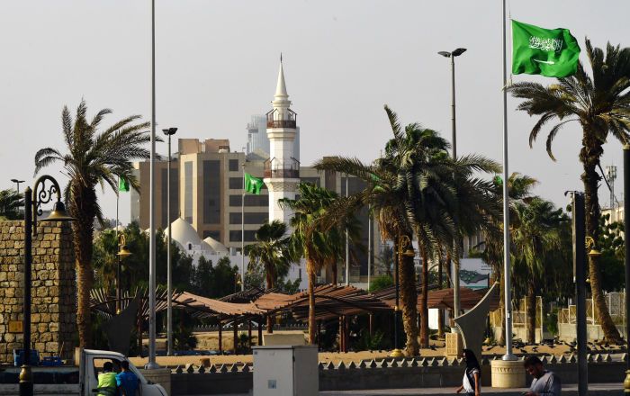ضجة في السعودية بعد رقص مسؤولة في مناسبة عامة... والسلطات ترد