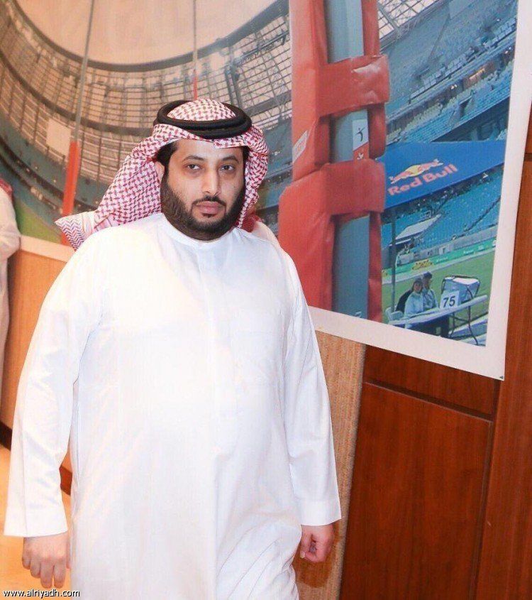 منع عضو اتحاد الطائرة عبدالعزيز العمر من مزاولة أي نشاط أو عمل رياضي