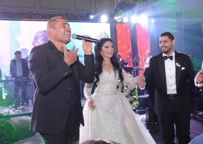 "هاتولي عريس".. تعليقات البنات على مسابقة عمرو دياب