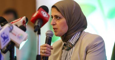 وزيرة الصحة تأمر بإغلاق وحدة الغسيل الكلوى فى مستشفى ديرب نجم