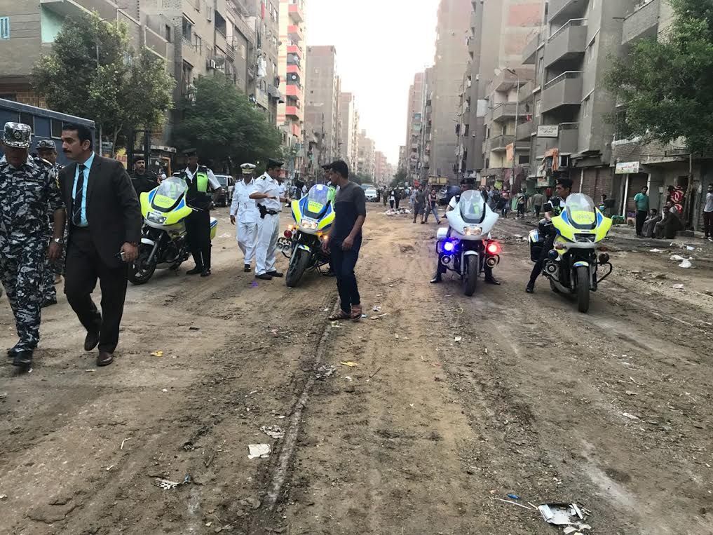 صور.. مدير أمن الجيزة يقود حملة لإزالة التعديات بشوارع العمرانية