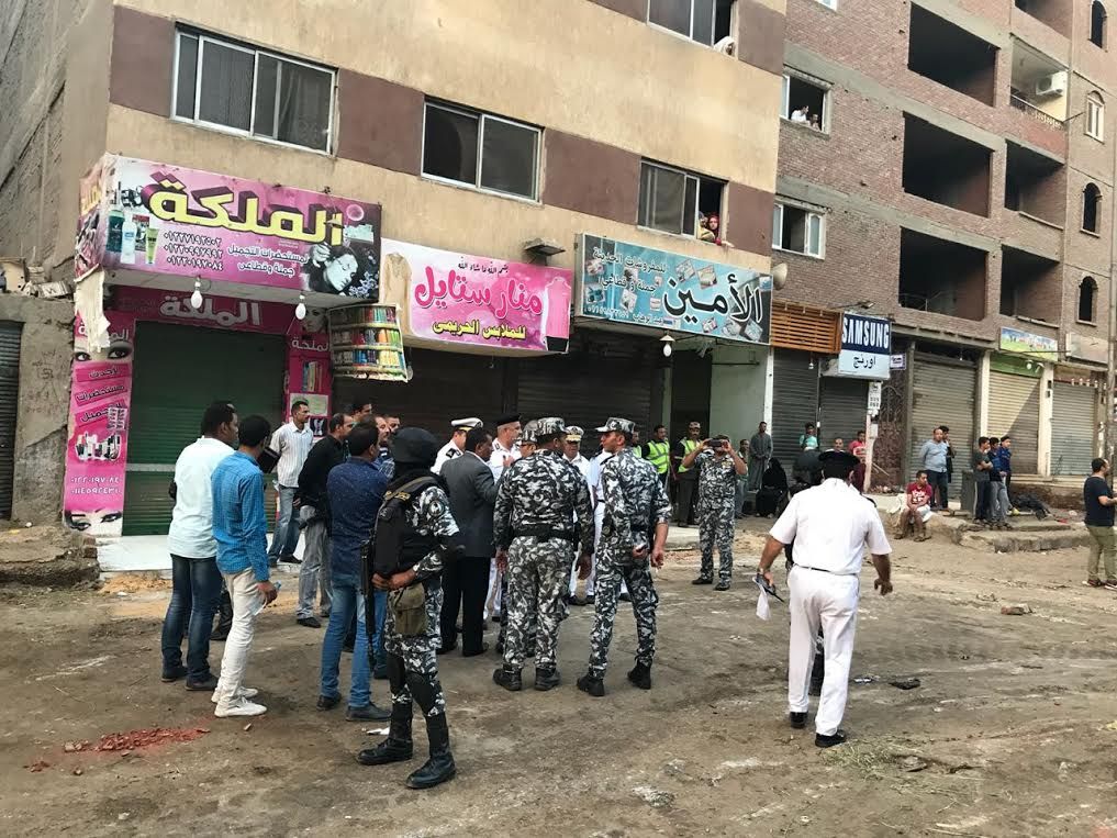 صور.. مدير أمن الجيزة يقود حملة لإزالة التعديات بشوارع العمرانية