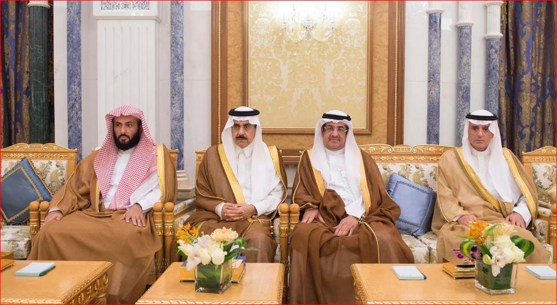 صور.. خادم الحرمين يستقبل وزير العدل لتبادل الخبرات القانونية بين مصر والمملكة