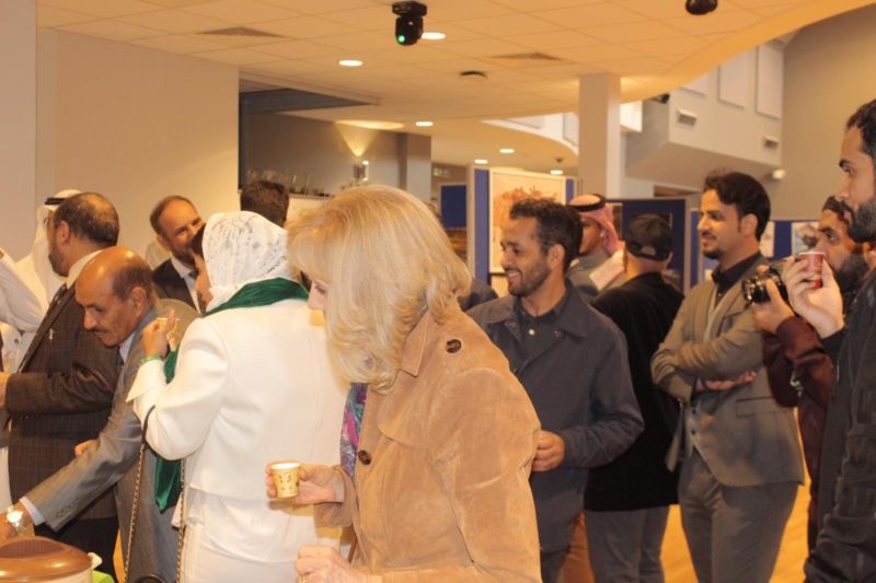 صور.. أكثر من 12 ركنًا وعروض مميزة في مملكة السلام بجامعة ريدنج